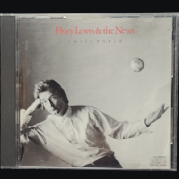 MUSIC CD  1988 "HUEY LEWIS & THE NEWS" SMALL WORLD - Picture 1 of 3